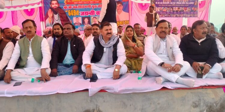 धूमधाम से मनाई गई संत शिरोमणि गुरु रविदास जयंती हर वर्ष की भांति इस वर्ष भी