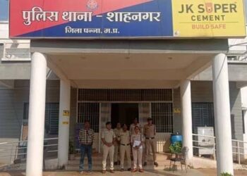 युवक की हत्या करने वाले दो अभियुक्तों को पवई न्यायलय नें सुनाई उम्रकैद-अर्थदंड क़ी सजा।  *फैसलाः शाहनगर थाना क्षेत्र का मामला।*