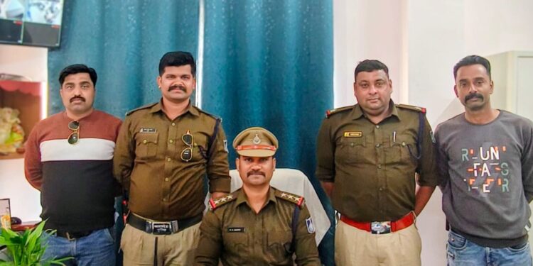देहात पुलिस की बड़ी सफलता: चोरी की दो मोटरसाइकिलें बरामद, युवक गिरफ्तार*