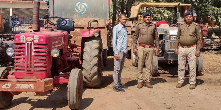 बड़वारा पुलिस ने की अवैध रेत परिवहन के विरुद्द बड़ी कार्यवाही दो ट्रेक्टर-ट्राली किये जप्त*