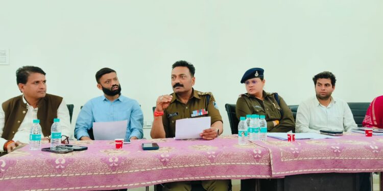 त्योहारों के मद्देनजर जबरन चंदा उगाही नहीं होगी,अथवा होगी कारवाही: एसडीओपी जितेंद्र पाठक शांति समिति की बैठक में सड़क पर जाम,त्योहारों पर व्यवस्था, झूलों को लेकर उठे सवाल…
