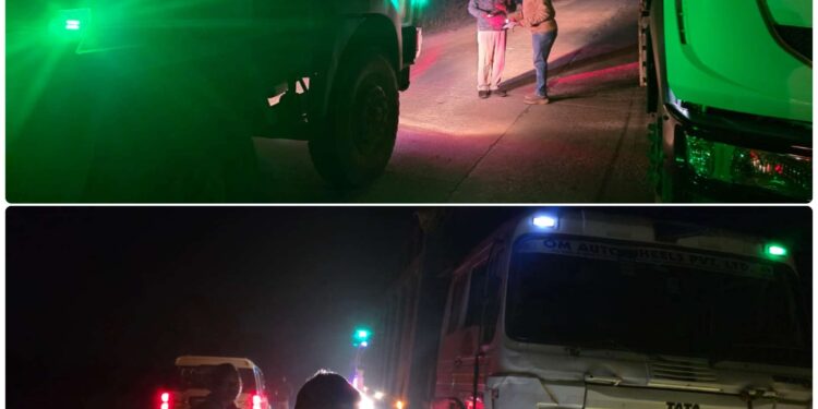 कटनी में आधी रात खनिज विभाग का बड़ा एक्शन जमुवानी में अवैध लेटराइट खनन पर छापा हाइवा जब्त