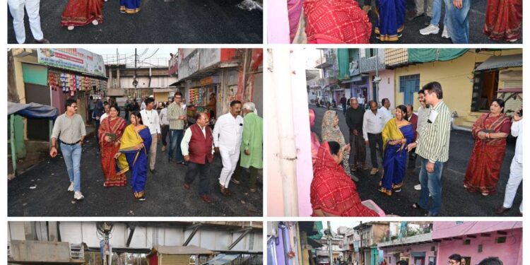 *शहर सड़क कायाकल्प अभियान में अंतिम बची रोड सागर पुलिया से लक्ष्मी पान भंडार तक सड़क डामरीकरण कार्य का निरीक्षण कर महापौर ने अधिकारियों को दिए आवश्यक निर्देश*  *कायाकल्प निधि का हो जनहितैषी उपयोग:*