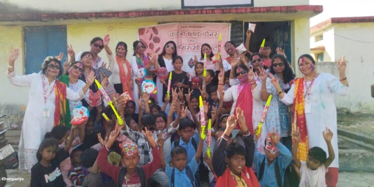 🌸🎨 होली के रंग जरूरतमंद बच्चों के संग 🎨🌸 ❤️ मानवता, मुस्कान और खुशियों की अनोखी होली ❤️