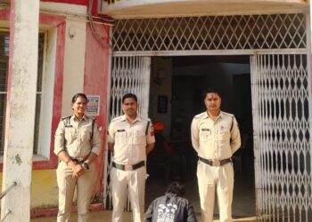 कटनी में मनचले की दबंगई खत्म! लड़की से छेड़छाड़ करने वाला आरोपी स्लीमनाबाद पुलिस ने दबोचा