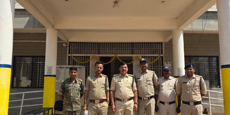 *शाहनगर पुलिस ने किया अंधे हत्याकांड का खुलासा, आरोपी को गिरफ्तार कर हथियार किया जप्त*