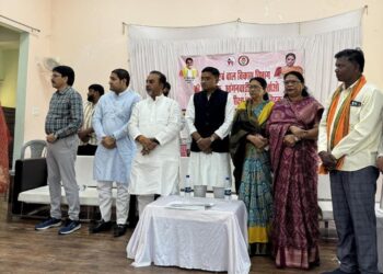 सांदीपनी विद्यालय हर्रई के ऑडिटोरियम हॉल में आंगनबाड़ी कार्यकर्ताओं व सहायिकाओं की समीक्षा सह सम्मेलन आयोजित*