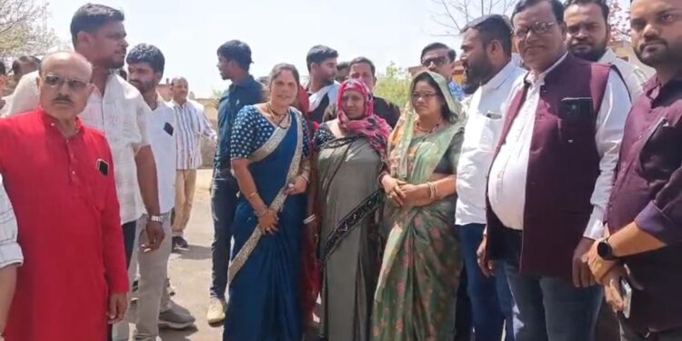 निर्विरोध अध्यक्ष पद की दावेदार हुई श्यामा बाई महेंद्र सिंह ठाकुर,,,