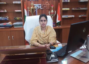 🚨 जिला पंचायत CEO का बड़ा फैसला – खराब किचन शेड नहीं चलेगा!