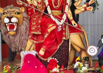 *कैमोर में गूंजा जयकारों का महासागर: हिंदू नव वर्ष 2026 पर माता रानी की भव्य स्थापना और दिव्य महाआरती ने रचा इतिहास*