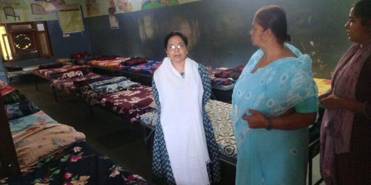 आसरा बाल गृह का निरीक्षण, योजनाओं की प्रगति पर समीक्षा—शत-प्रतिशत लक्ष्य पूर्ति के निर्देश