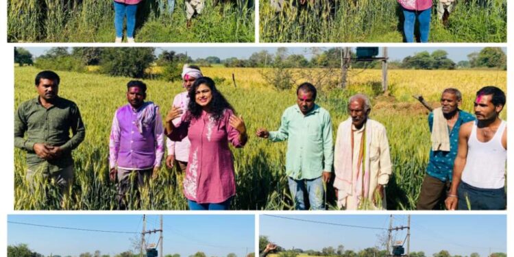 खेतों में गूंजे नरवाई नहीं जलाने के जागरूकता गीत* किसानों ने लिया संकल्प —अब नरवाई नहीं जलाना है गीतों की गूंज और संकल्प शक्ति के साथ सारिका ने दिलाई शपथ