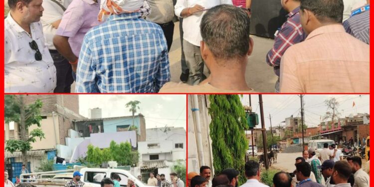 *वित्तीय वर्ष समाप्ति के शेष 4 दिवसों के मद्देनजर निगम प्रशासन ने प्रारंभ की वारंट वसूली की कार्यवाही* *औद्योगिक क्षेत्र के व्यवसाई से जमा कराई 2 लाख रूपये से अधिक की बकाया राशि*