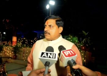 आज होली के शुभ अवसर पर राज्य के शासकीय सेवकों के महंगाई भत्ते में 3% की वृद्धि कर 58% करने का निर्णय किया है।