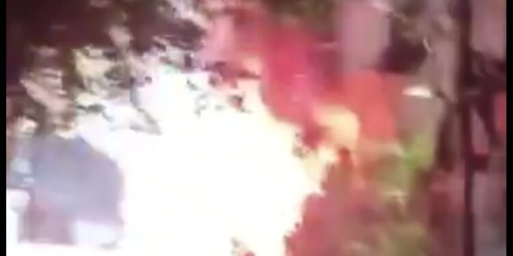 🔥 इंदौर में भीषण अग्निकांड का VIDEO आया सामने! 🔥