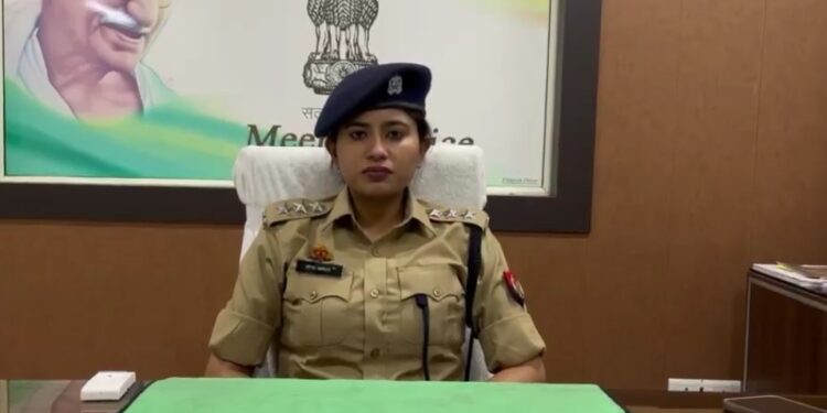 4 साल की बच्ची को टॉफी देने के बहाने अपने पास बुलाया. घर में बंद करके उसके साथ दुष्कर्म किया