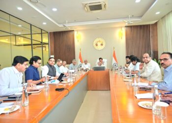 NDDB के सहयोग से बढ़ा दूध संकलन अब स्कूलों में मिलेगा टेट्रा पैक दूध 🥛