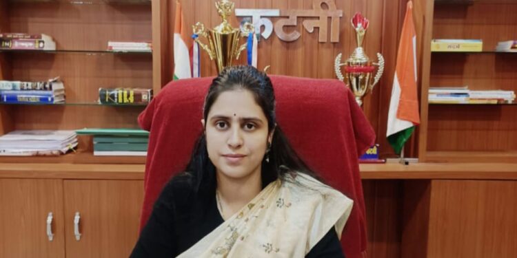 जिला पंचायत सीईओ कौर सख्त | 30 पंचायतों के अधिकारियों से 3 दिन में जवाब तलब