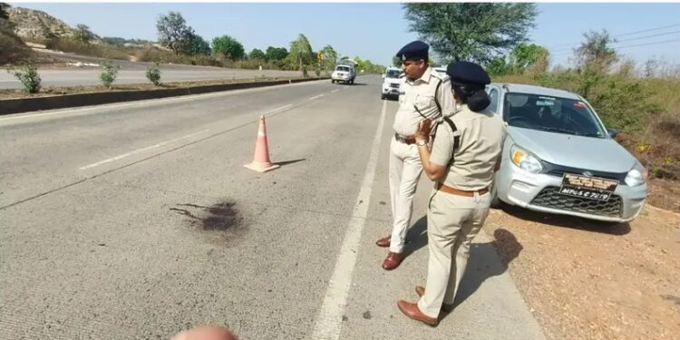 कटनी में हड़कंप! ट्रक ड्राइवर की लाश मिली, पुलिस भी हैरान 🚨
