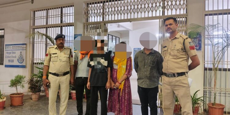 *ऑपरेशन मुस्कान के तहत कोतवाली पुलिस को मिली बड़ी सफलता,* *मां की डांट से नाराज होकर घर से गई नाबालिग बालिका को जबलपुर से किया सकुशल दस्तयाव*