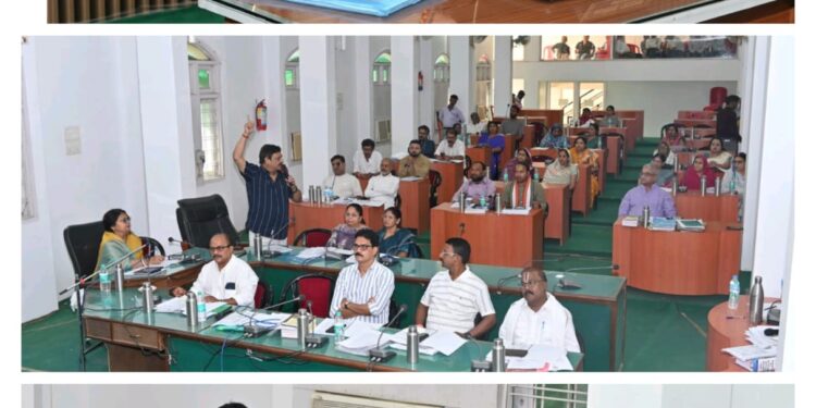 *निगम अध्यक्ष मनीष पाठक की अध्यक्षता में परिषद का स्थगित सम्मेलन संपन्न, विस्तृत चर्चा के उपरांत संशोधन के साथ बजट सर्वसम्मति से पारित*