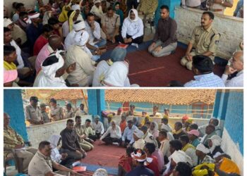 चुटका परमाणु परियोजना  कलेक्टर और एसपी ने नारायणगंज व चुटका के ग्रामीणों के साथ किया संवाद
