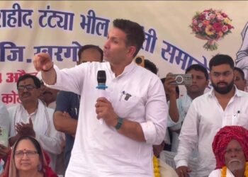 🔥 Shivraj Singh Chouhan के 3000 के वादे पर बवाल! बोले Jitu Patwari – “बहनों की जगह जीजा जी को 2500 का झटका”