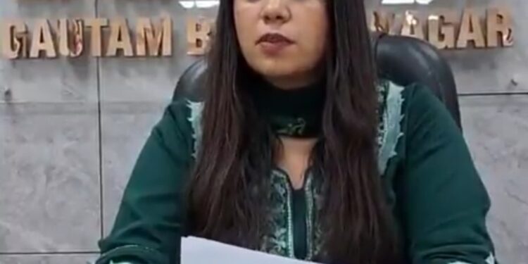 *जिलाधिकारी की श्रमिकों से अपील*