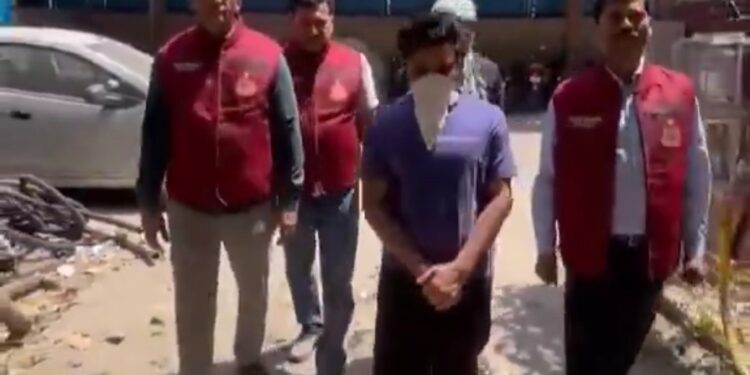 🚨 नकली Veet का बड़ा खुलासा! फैक्ट्री पकड़ी, 4000 ट्यूब जब्त