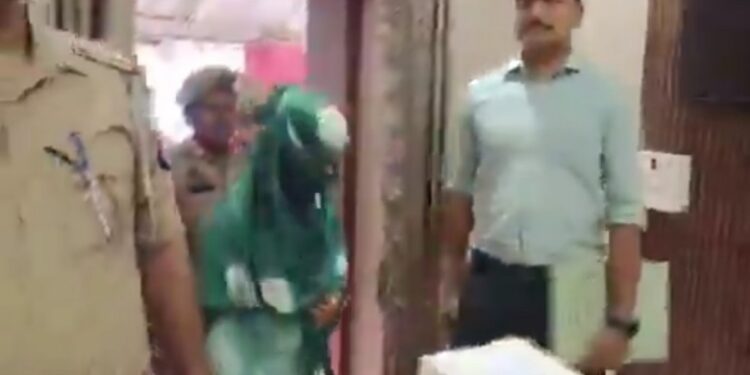 610 कुंवारे लोगों से करोड़ों की ठगी AI दुल्हन दिखाकर चलता था फर्जी मैरिज ब्यूरो शादी के नाम पर बड़ा फ्रॉड