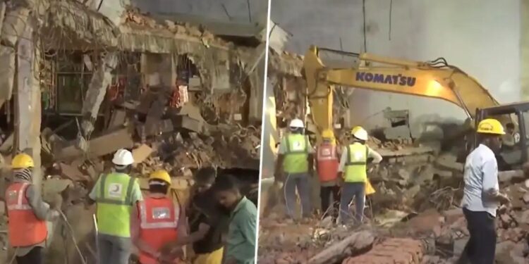 अनूपपुर में बड़ा हादसा! 4 मंजिला इमारत गिरी, 1 की मौत, कई दबे होने की आशंका VIDEO