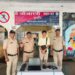🚨 ट्रेन में छूटा लैपटॉप और जरूरी दस्तावेजों से भरा बैग! 👏 GRP की सतर्कता से यात्री को वापस मिला 50 हजार का सामान