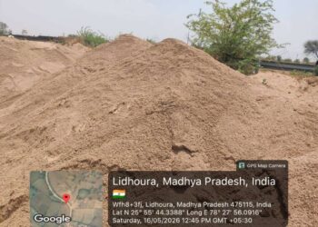 7400 घनमीटर रेत जब्त