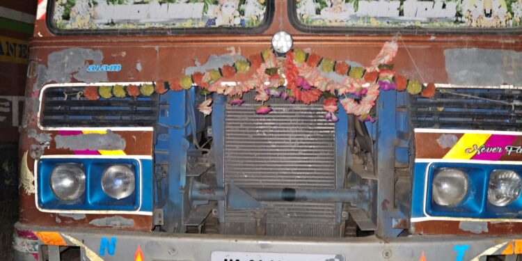 *थाना स्लीमनाबाद द्वारा बिना अनुमति अवैध रूप से बोर करने वालों वाहन के विरुद्ध की कार्यवाही*