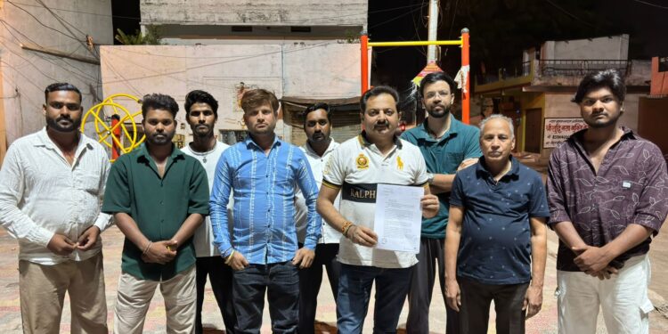 *विधायक संजय पाठक ने की उदयनिधि स्टालिन पर FIR की मांग*