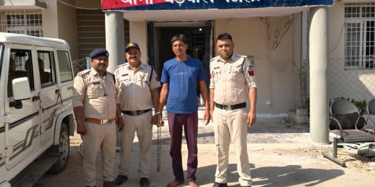 *बड़वारा पुलिस ने विगत 01 वर्ष से फरार कुख्यात आरोपी को किया गिरफ्तार, भेजा जेल*