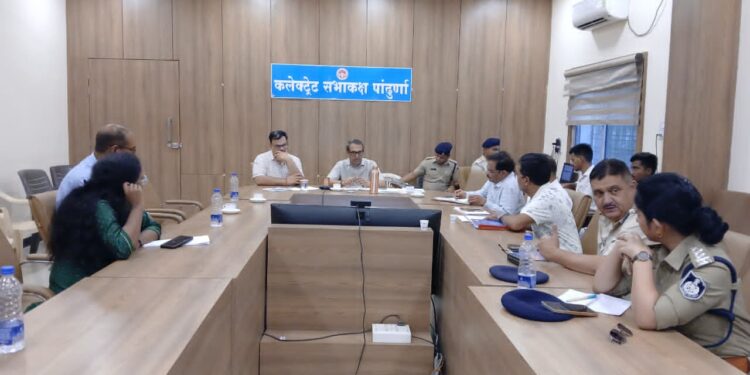 *NCORD समीक्षा बैठक में नशीले पदार्थों की रोकथाम पर कलेक्टर के सख्त निर्देश* *स्कूलों के आसपास पान दुकानों की नियमित जांच एवं अवैध गतिविधियों पर प्रभावी निगरानी के निर्देश*