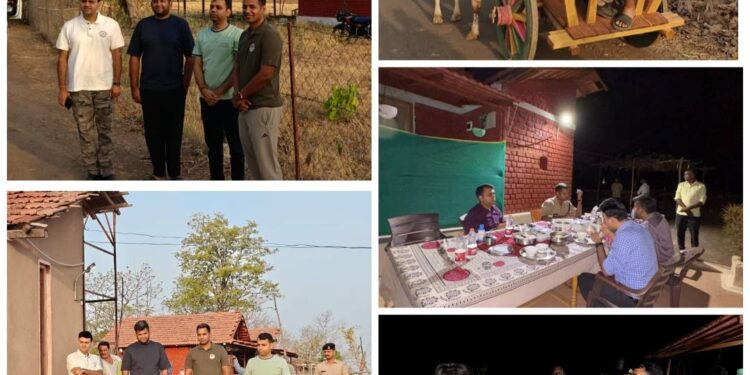 पारंपरिक खेल गिल्ली-डंडा की बचपन की यादें,बैलगाड़ी की सवारी और गांव की मिट्टी से जुड़ाव देखिए खास खबर नर्मदापुरम कलेक्टर ने नागरिकों से अपील करते हुए कहा कि अपने परिवार के साथ होम स्टे में अवश्य आए और ग्रामीण परिवेश को करीब से जानें…