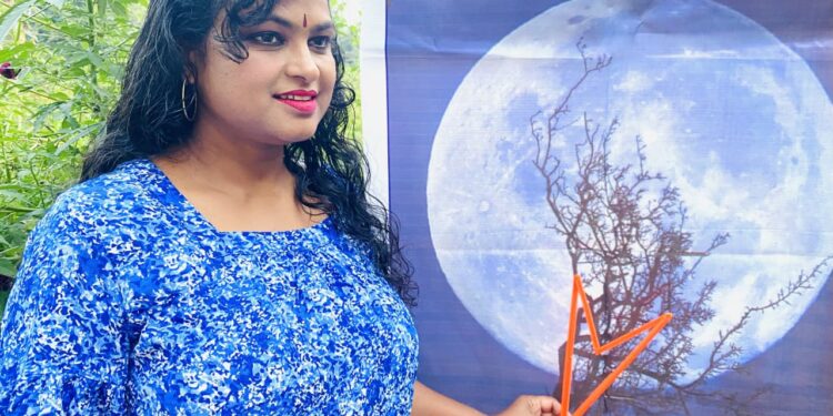 आज रात दिखेगा साल का सबसे छोटा चांद! दुर्लभ Blue Micromoon का अद्भुत नजारा