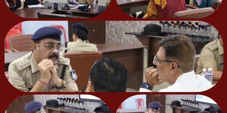 जनसुनवाई में पुलिस अधीक्षक  कटनी ने सुनी आमजन की समस्याएं, त्वरित निराकरण के दिए निर्देश