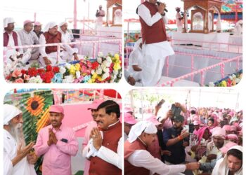 मुख्यमंत्री डॉ. मोहन यादव ने उज्जैन स्थित जय गुरुदेव आश्रम में श्री गुरुदेव से भेंट कर आशीर्वाद लेकर अमृत प्रवचन का श्रवण किया ।