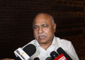 *सीएम डॉ. मोहन ने लिया मंत्रियों से एक-एक काम का हिसाब, जानें सरकार-संगठन के बीच क्या हुई बात?*  * *सीएम डॉ. यादव और संगठन पदाधिकारियों ने मंत्रियों से की वन-टू-वन चर्चा* * *मंत्रियों से पूछा- चुनाव के समय जो वायदे किए, वो कहां तक पूरे हुए* देखिऐ VIDEO