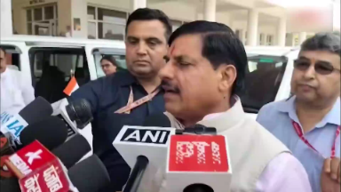 माता वैष्णों देवी के दरबार पहुंचे सीएम डॉ. मोहन, बताया यहां आने का क्या है उद्देश्य?* – *भीड़ प्रबंधन सहित सभी व्यवस्थाओं का जायजा लेंगे मुख्यमंत्री डॉ. यादव* – *साथ गया प्रतिनिधिमंडल करेगा हर जन सुविधा का अध्ययन*