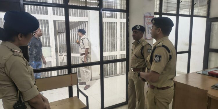 कटनी पुलिस अलर्ट! डीआईजी अतुल सिंह ने कोतवाली पहुंचकर दिए बड़े निर्देश