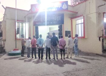 *थाना ढीमरखेड़ा में आदतन अपराधियों की चेकिंग*