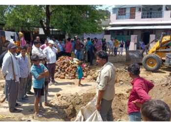 तहसीलदार एवं सीएमओ की संयुक्त कार्यवाही ने गरीब लोहपीटा दिलवाया न्याय’अब होगा प्रधानमंत्री आवास निर्माण’