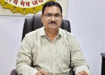 तत्कालीन तहसीलदार शाहगढ़ ज्ञानचंद्र राय तत्काल प्रभाव से निलंबित
