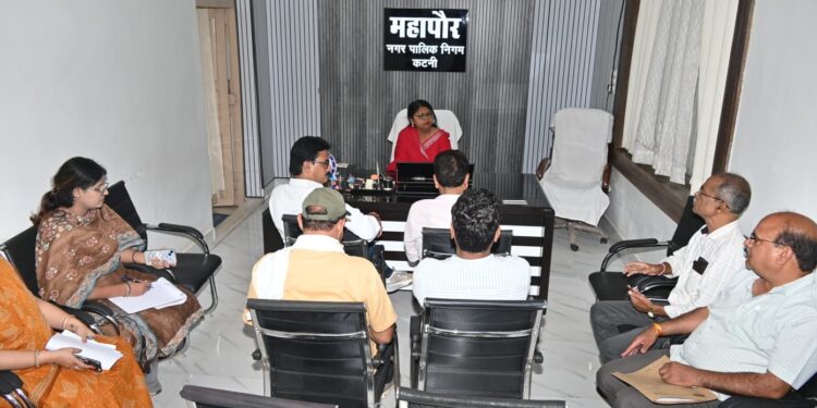 महापौर ने लोक निर्माण विभाग की ली विस्तृत समीक्षा बैठक, विकास कार्यों के साथ शिक्षा अधोसंरचना पर विशेष फोकस*