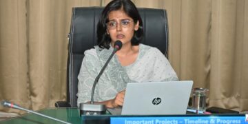 कटनी नगर निगम की बड़ी समीक्षा बैठक आयुक्त सुश्री परिहार के सख्त निर्देश
