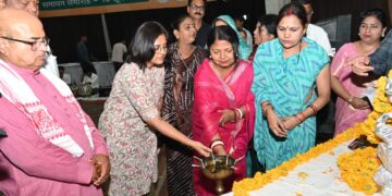*स्वामी विवेकानंद सभागार में गूंजे हुनर के स्वर, महापौर श्रीमती सूरी के मुख्य आतिथ्य में 11 दिवसीय ग्रीष्मकालीन शिविर का समापन समारोह संपन्न*